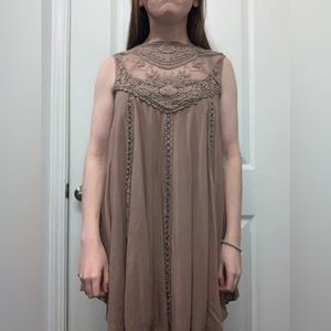 Sleeveless Blouse with Silk/Satin Layer